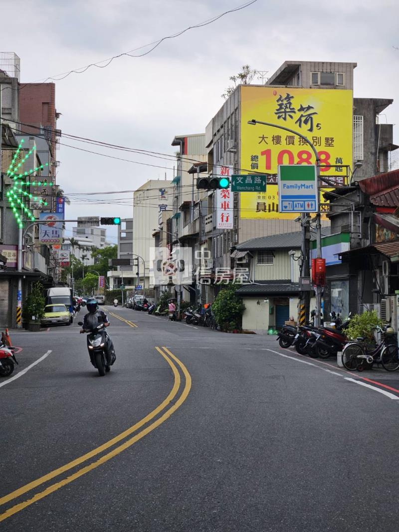 宜蘭市中心商業區店住房屋室內格局與周邊環境