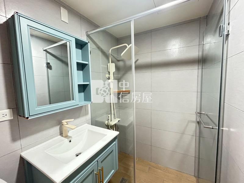 比佛利紐約低總價精美2+1房房屋室內格局與周邊環境