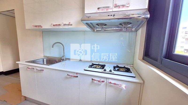 松竹三面採光兩房美寓房屋室內格局與周邊環境