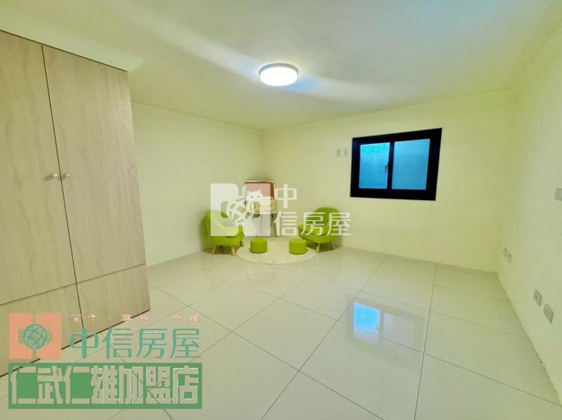 大東藝術中心公寓一樓房屋室內格局與周邊環境
