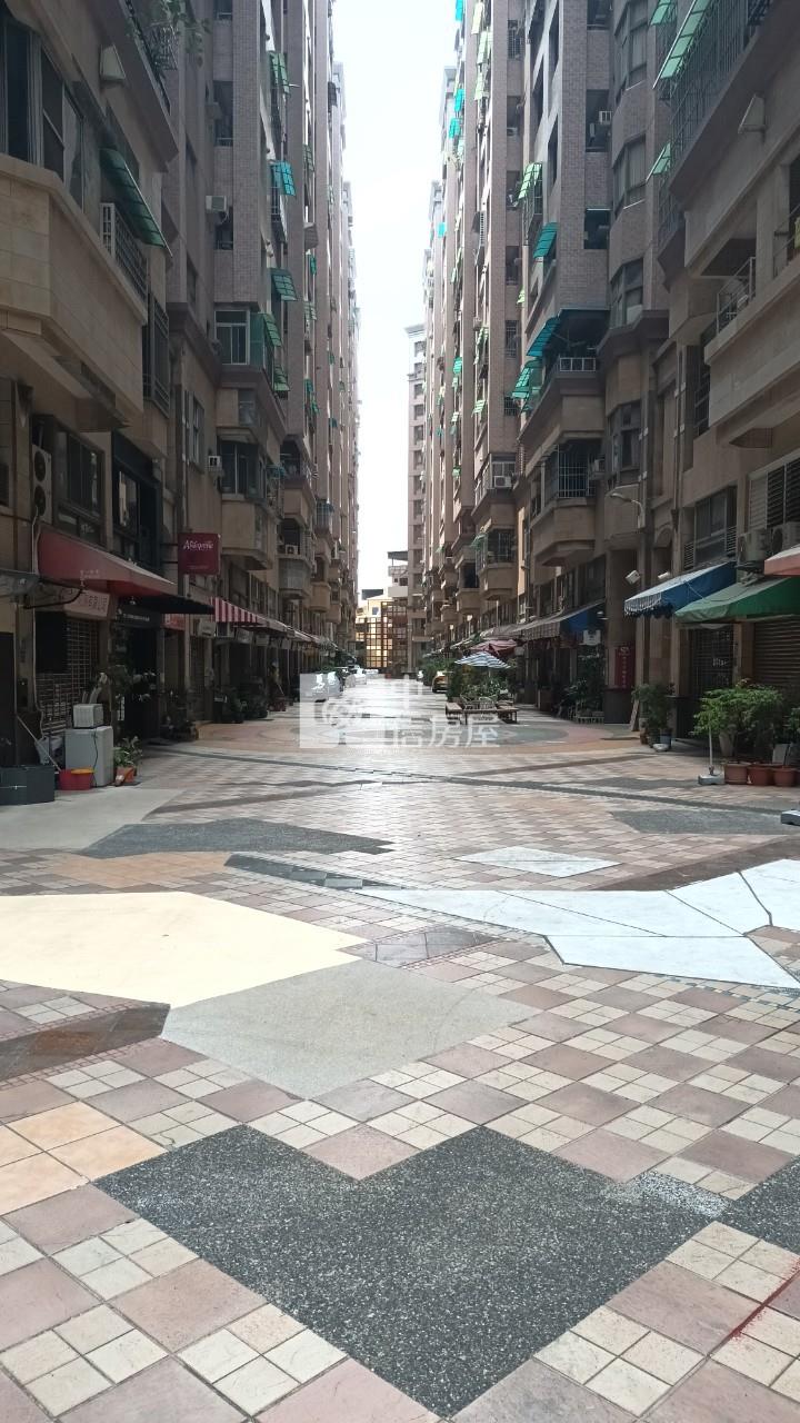 長億城店舖+車位房屋室內格局與周邊環境