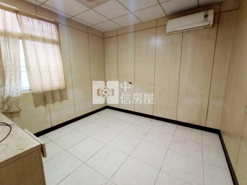 龍岡路康貝特旁低總價透天(中信卓越團隊)房屋室內格局與周邊環境