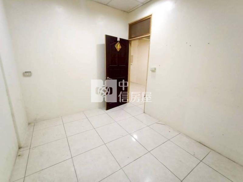 龍岡路康貝特旁低總價透天(中信卓越團隊)房屋室內格局與周邊環境