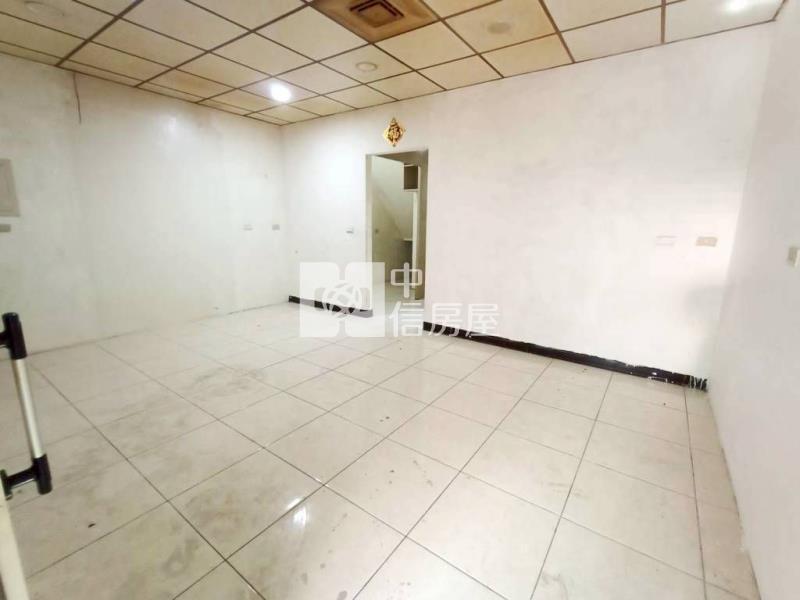 龍岡路康貝特旁低總價透天(中信卓越團隊)房屋室內格局與周邊環境