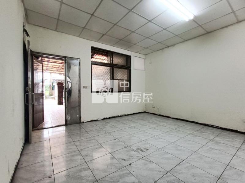 龍潭近渴望園區大地坪庭院透天房屋室內格局與周邊環境