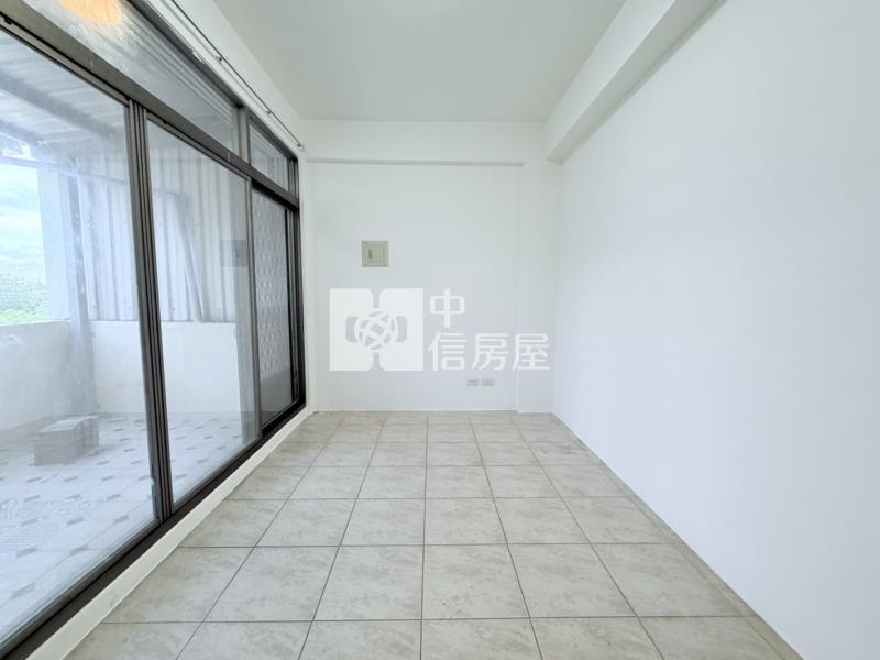 大港國小店住合一透天房屋室內格局與周邊環境