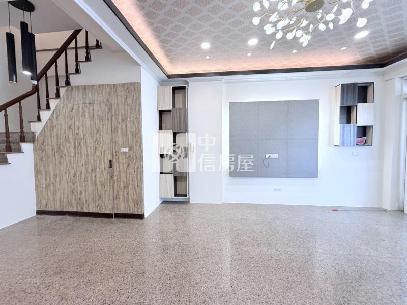 大港國小店住合一透天房屋室內格局與周邊環境