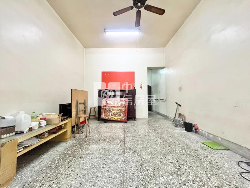 崇倫國中稀有孝親透天房屋室內格局與周邊環境
