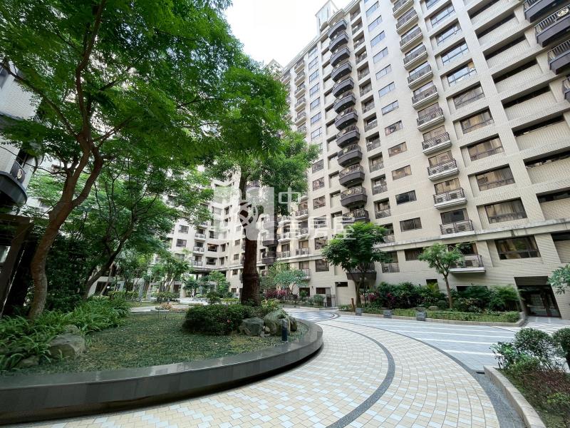 藝文G10紐約大時代2房車房屋室內格局與周邊環境