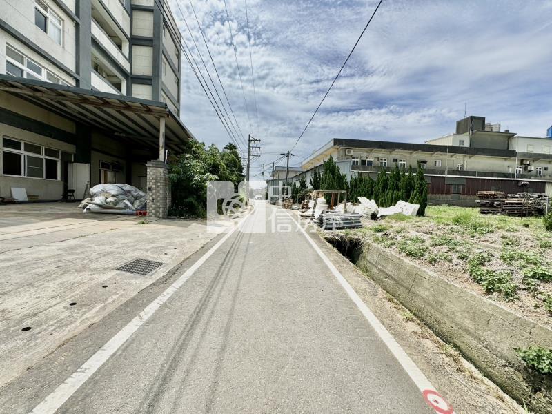 近61西部濱海快速公路一般農房屋室內格局與周邊環境