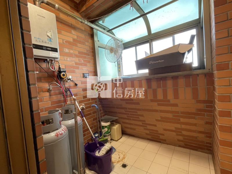 林森國小美3房車房屋室內格局與周邊環境