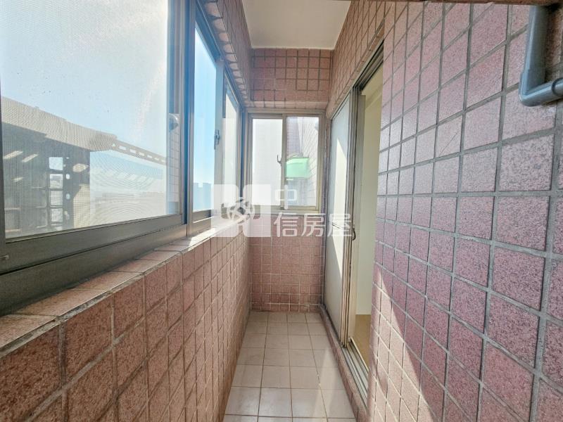 龍之鄉美妝電梯三房B094房屋室內格局與周邊環境