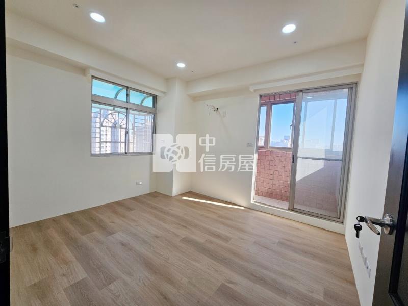 龍之鄉美妝電梯三房B094房屋室內格局與周邊環境