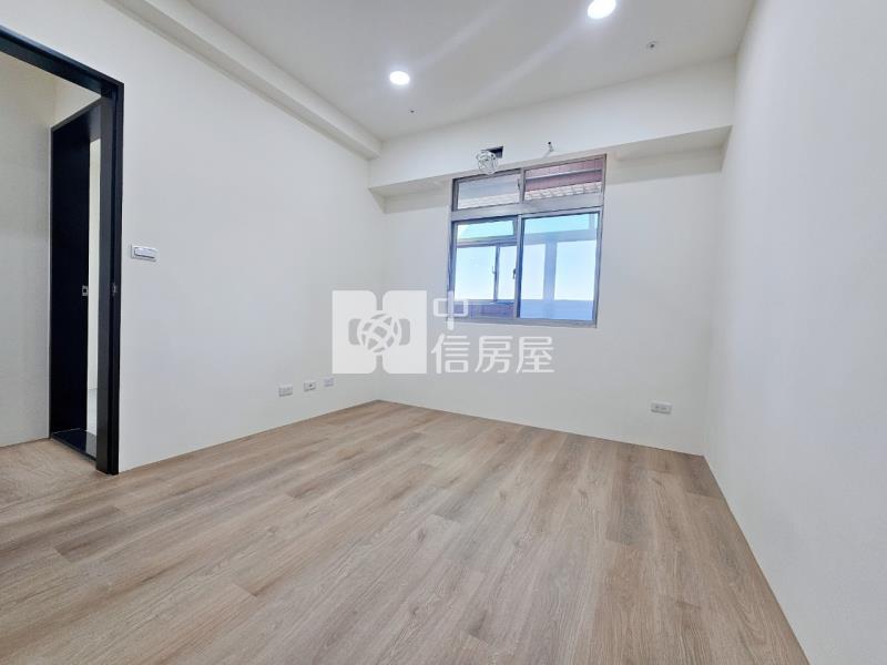 龍之鄉美妝電梯三房B094房屋室內格局與周邊環境