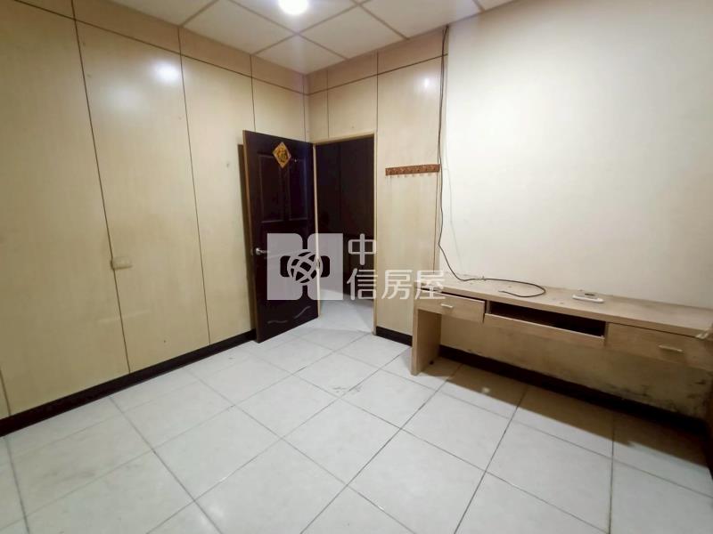 龍岡國小透天房屋室內格局與周邊環境