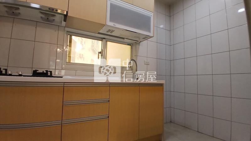 66快速道旁美別墅房屋室內格局與周邊環境