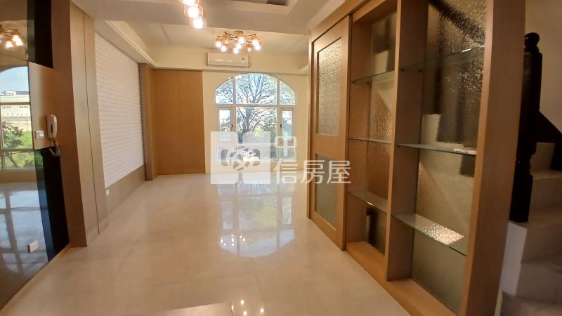 66快速道旁美別墅房屋室內格局與周邊環境