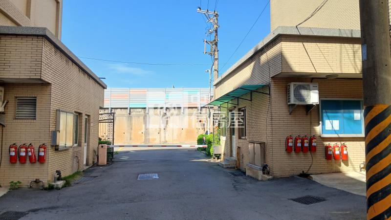 66快速道旁美別墅房屋室內格局與周邊環境