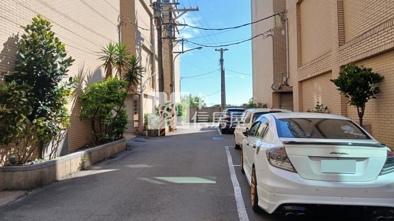 66快速道旁美別墅房屋室內格局與周邊環境