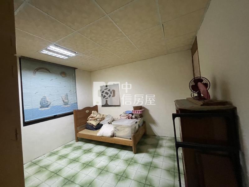 中壢民權路1-4樓透店近A21房屋室內格局與周邊環境
