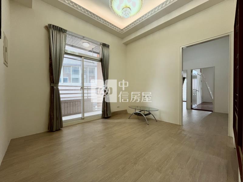一點利市場旁低總價電梯2+1房房屋室內格局與周邊環境