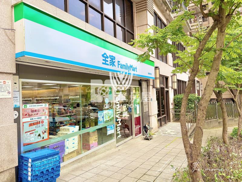 【冠軍】富人隱居首選大三房低公設房屋室內格局與周邊環境