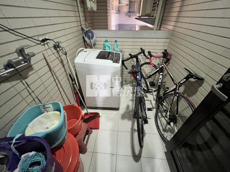 中山醫6年屋高樓層大三房+B1平車美屋房屋室內格局與周邊環境