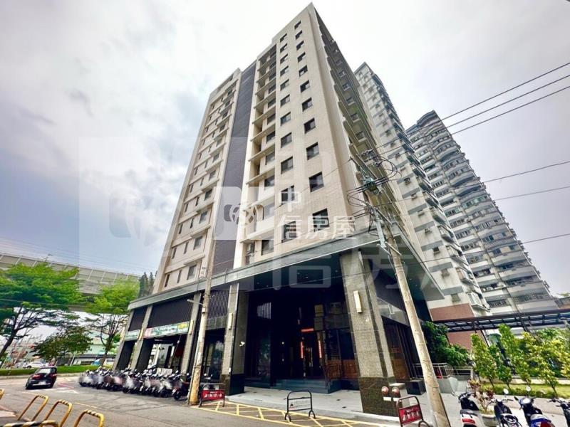 中山醫6年屋高樓層大三房+B1平車美屋房屋室內格局與周邊環境
