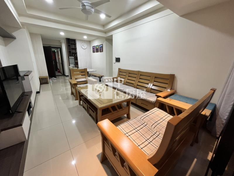 中山醫6年屋高樓層大三房+B1平車美屋房屋室內格局與周邊環境