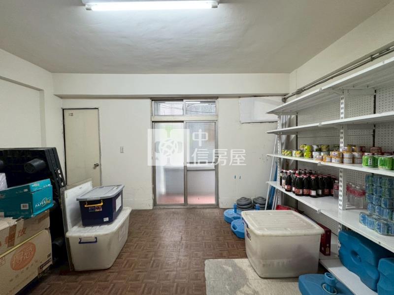 正三民路黃金透店房屋室內格局與周邊環境