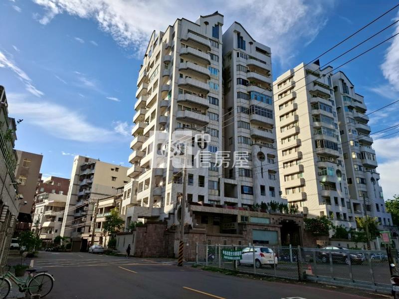 文山特區景觀樓中樓+B1平車房屋室內格局與周邊環境