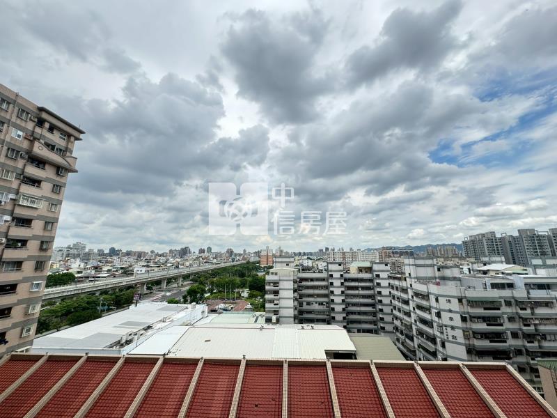 美麗殿三房休旅車位視野戶房屋室內格局與周邊環境