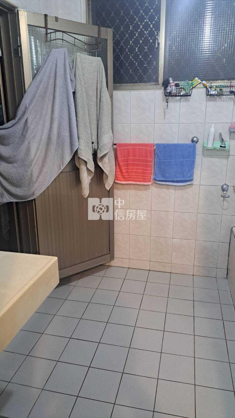 健保局美別墅房屋室內格局與周邊環境