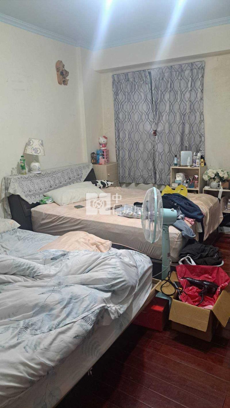 健保局美別墅房屋室內格局與周邊環境
