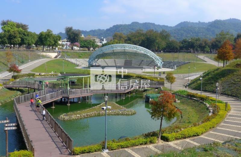 太平@五福臨門@5米大面寬透天~坪林公園走路1分鐘就到.專約歡迎配件房屋室內格局與周邊環境