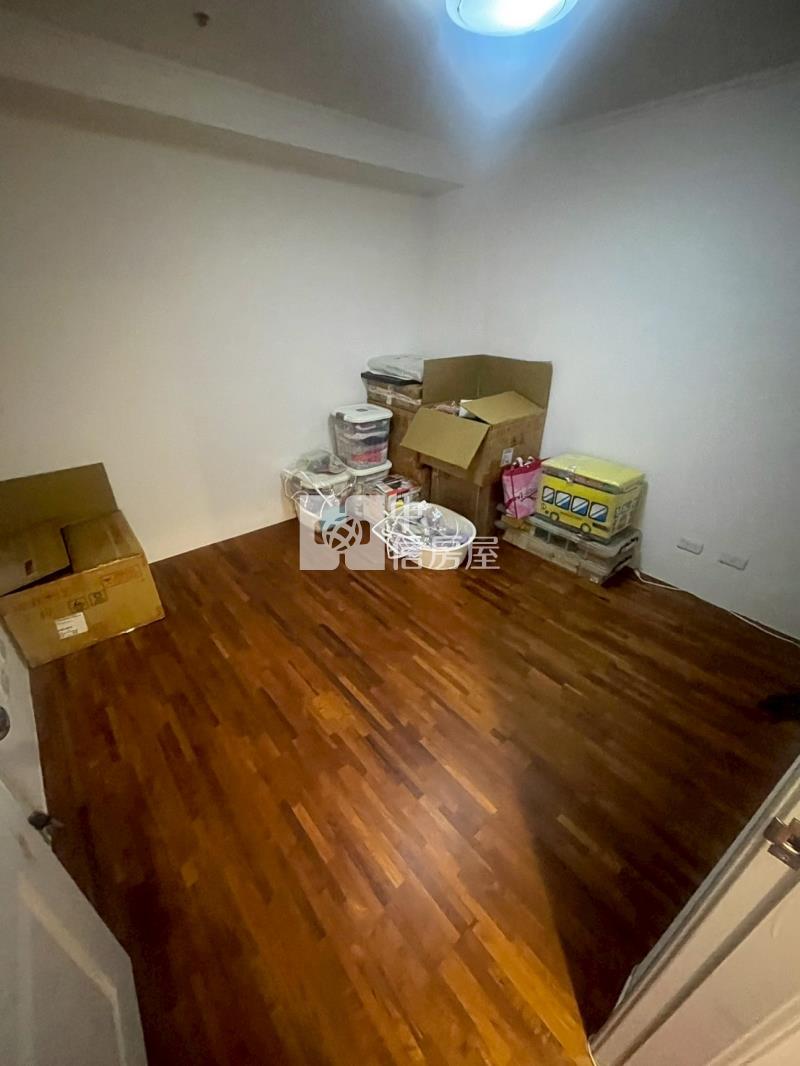 興大特區高樓層美三房房屋室內格局與周邊環境