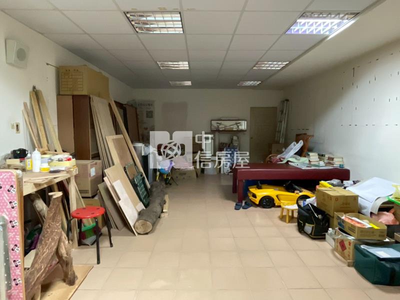 【皇凱富寓】文華高中捷運|臨路樓店房屋室內格局與周邊環境