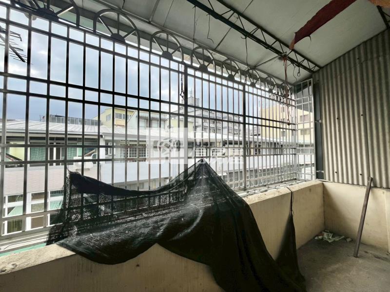 潭子復興商圈低總價透天房屋室內格局與周邊環境
