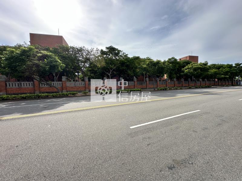 正崁頂路臨路20米買地送屋房屋室內格局與周邊環境