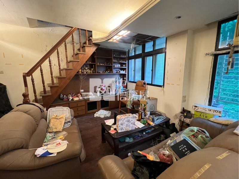 ●流浪頭旁四房投資屋房屋室內格局與周邊環境