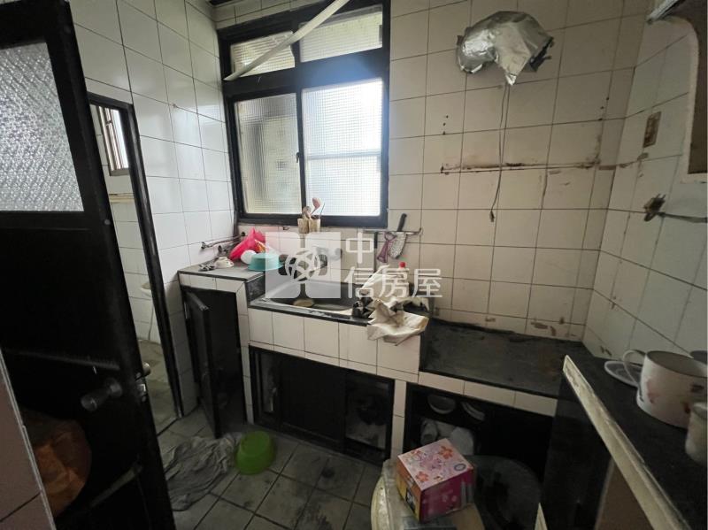 ●流浪頭旁四房投資屋房屋室內格局與周邊環境