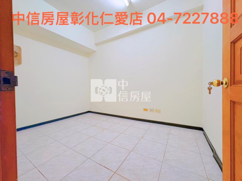 彰師大正中山路樓店房屋室內格局與周邊環境