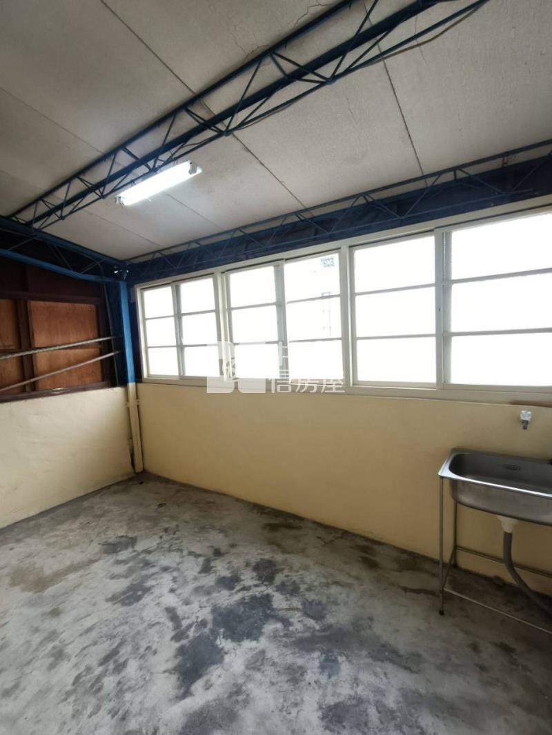斗六國中大地坪美透天房屋室內格局與周邊環境