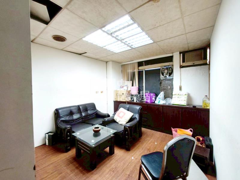 573-宜蘭大學打通戶(新都心大廈)【中信王牌】房屋室內格局與周邊環境