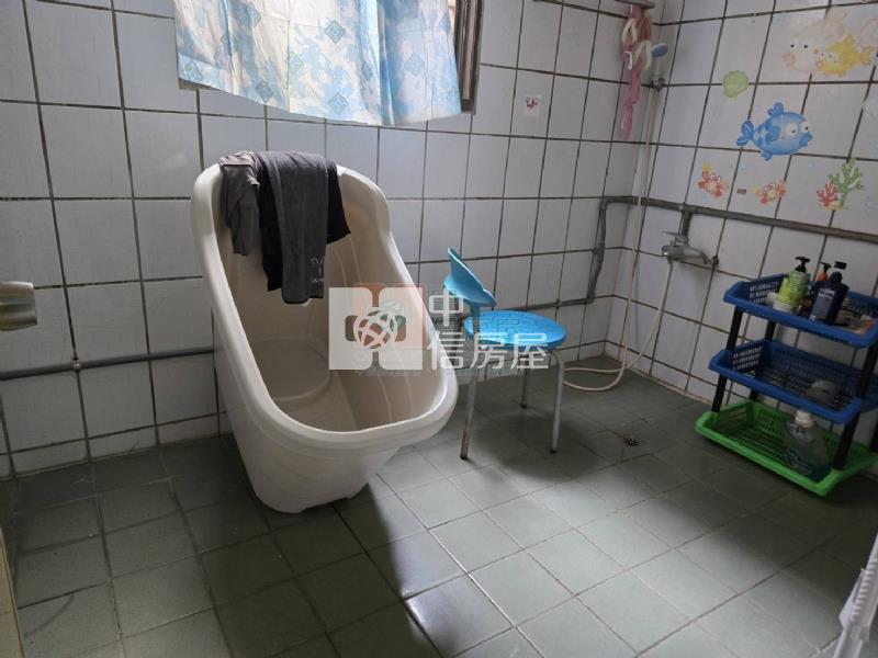 楊梅六房透天房屋室內格局與周邊環境
