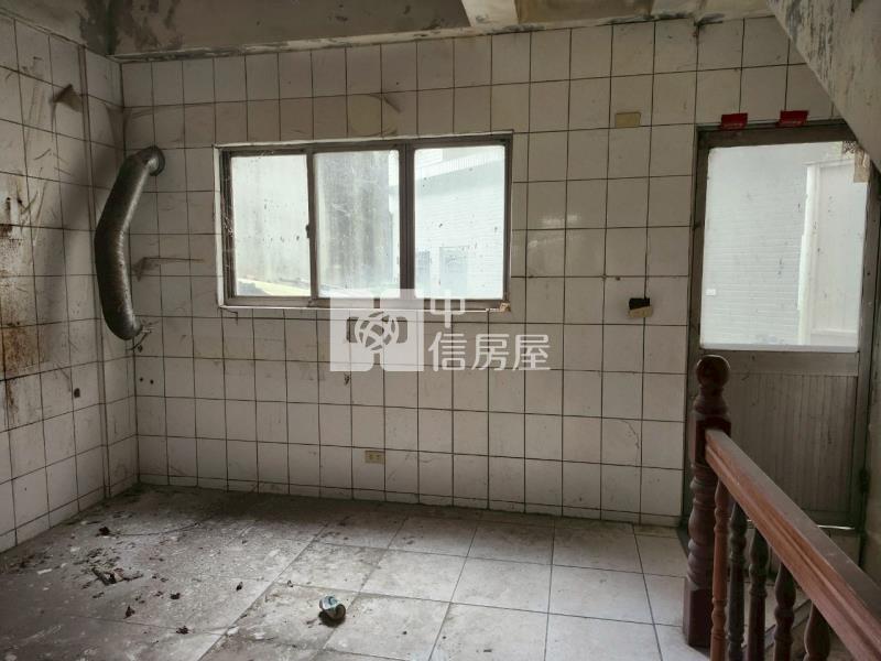 苗栗大湖透天俗厝房屋室內格局與周邊環境