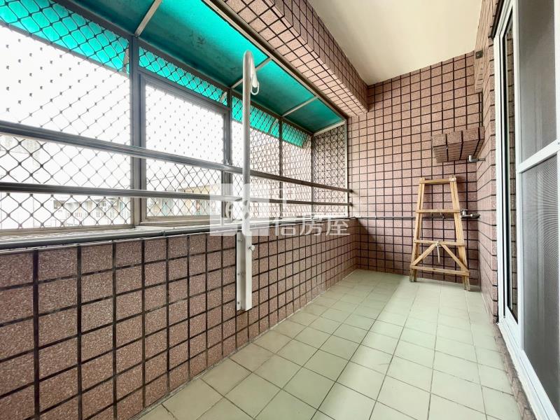 新化中正路整新舒適三房平車房屋室內格局與周邊環境