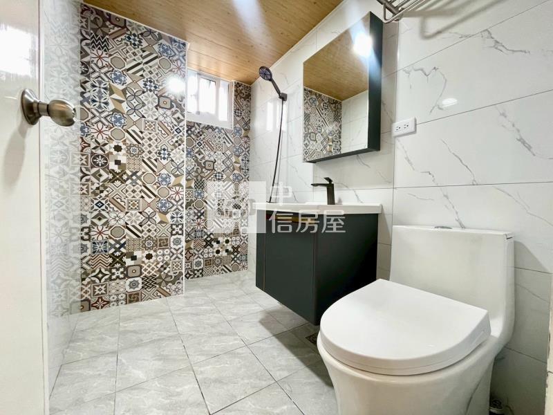 新化中正路整新舒適三房平車房屋室內格局與周邊環境