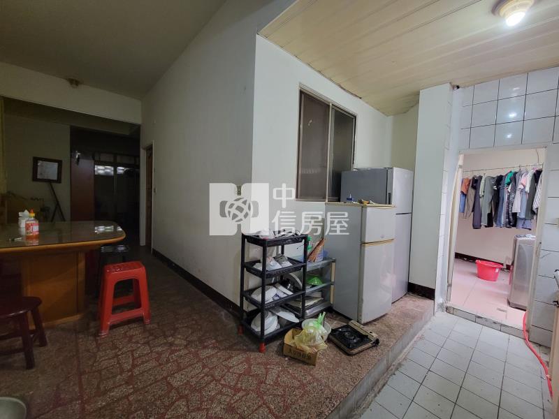 【奔馳】華勛公寓3房房屋室內格局與周邊環境