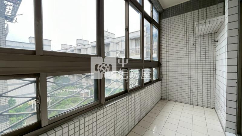 平鎮獅子林*全新裝潢三房社區美寓*24H物業管理房屋室內格局與周邊環境